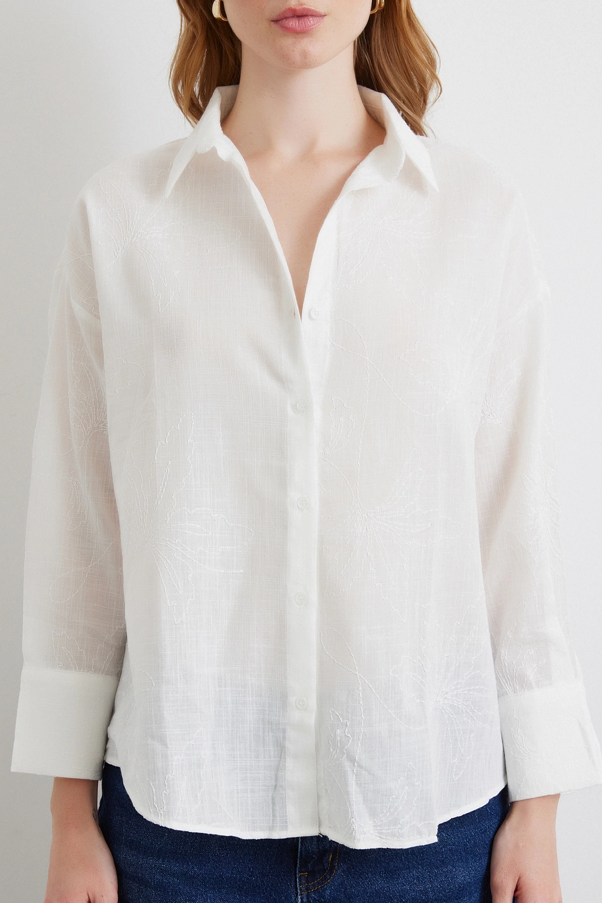 Nakış Detaylı Gömlek Beyaz