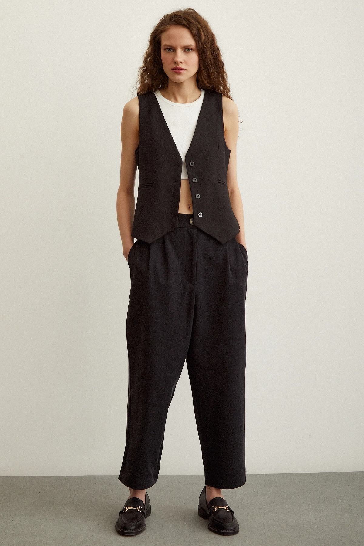 Önü Çift Pileli Pantolon Siyah