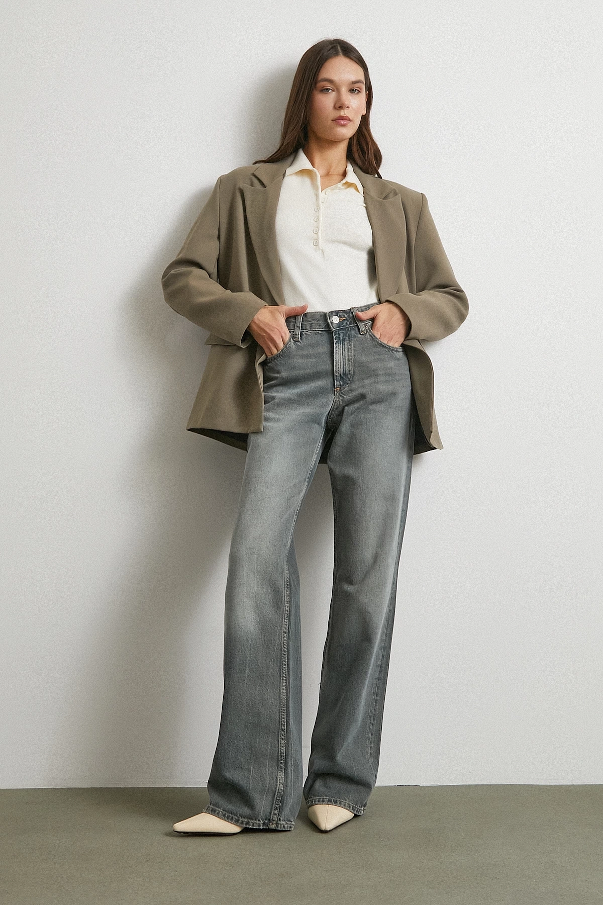 Beş Cepli Yüksek Bel Jean Füme