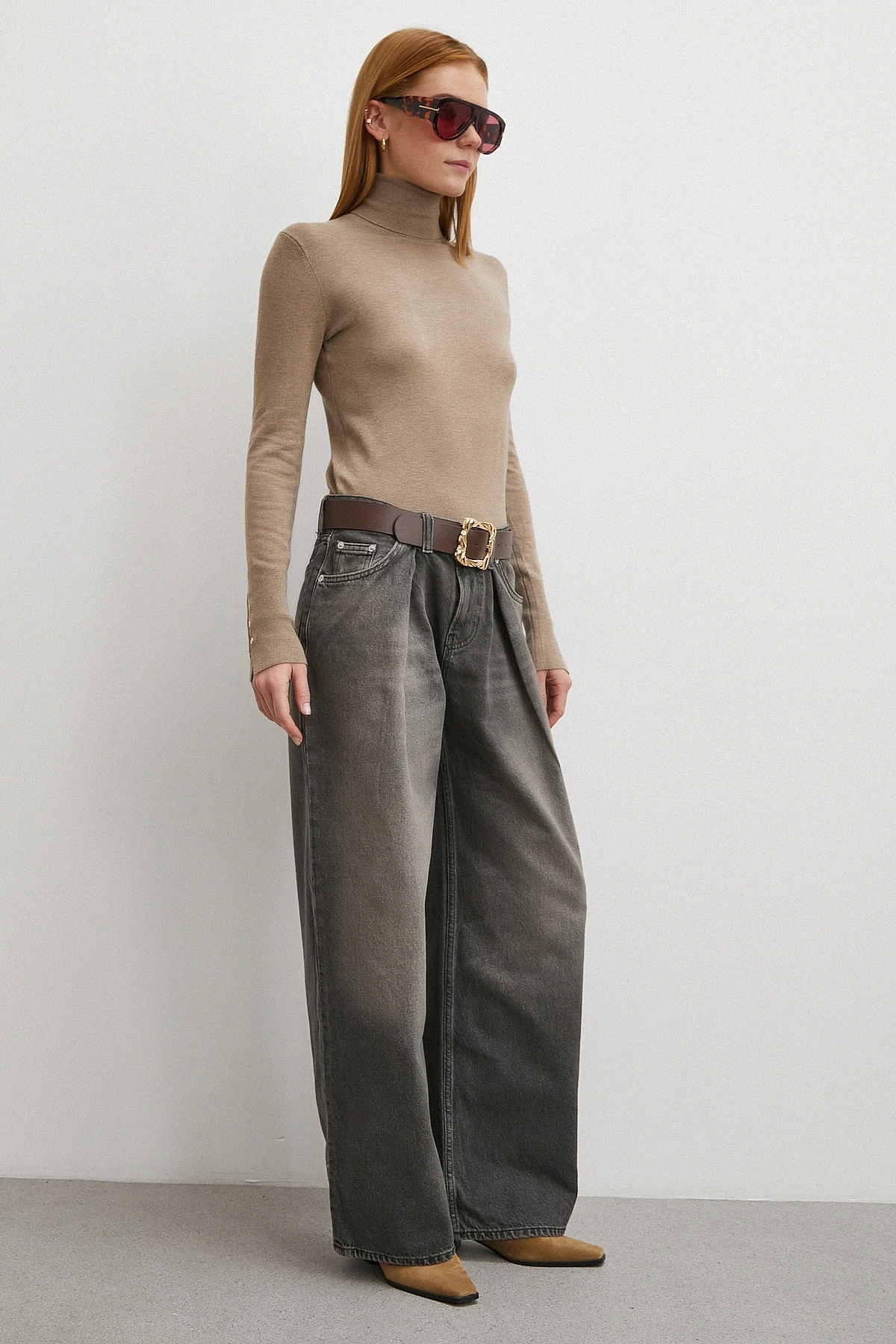 Yüksek Bel Pileli Geniş Paça Jean Füme