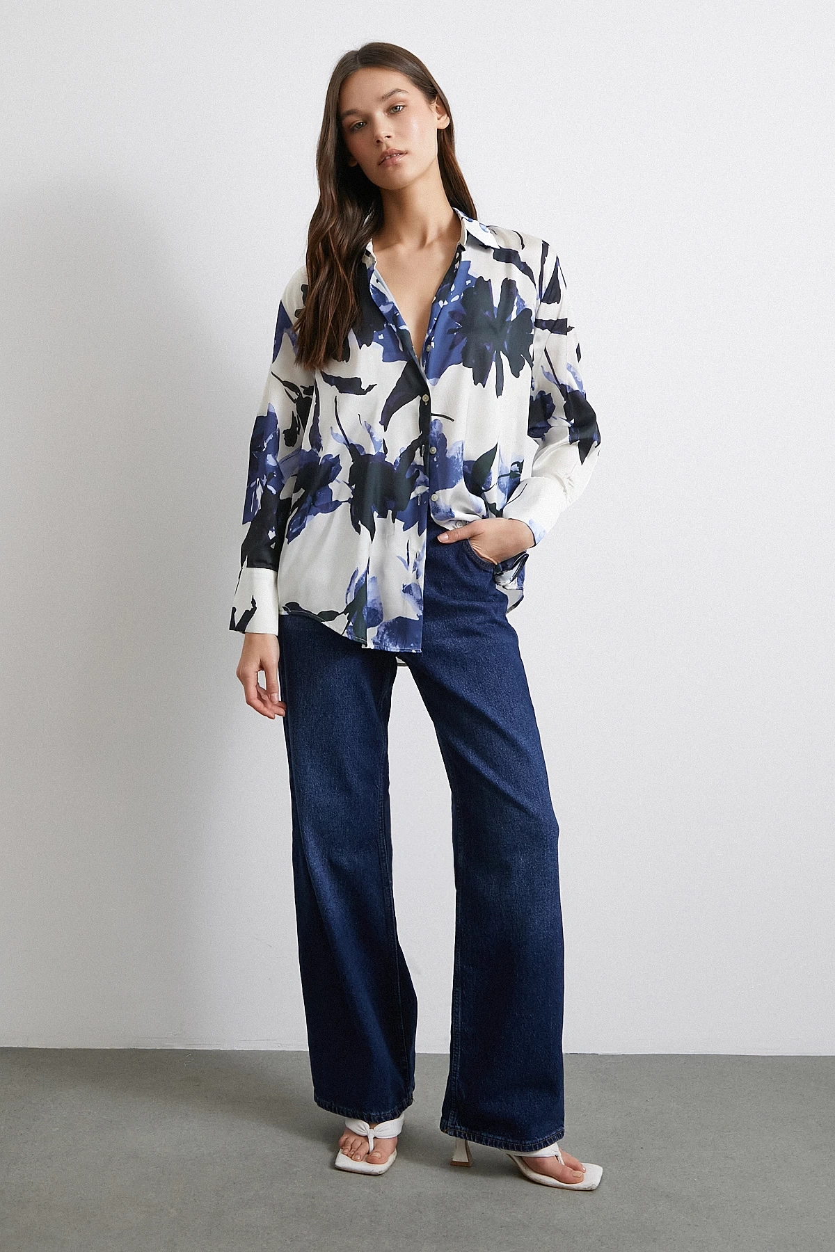 Saten Yüzeyli Desenli Gömlek Lacivert