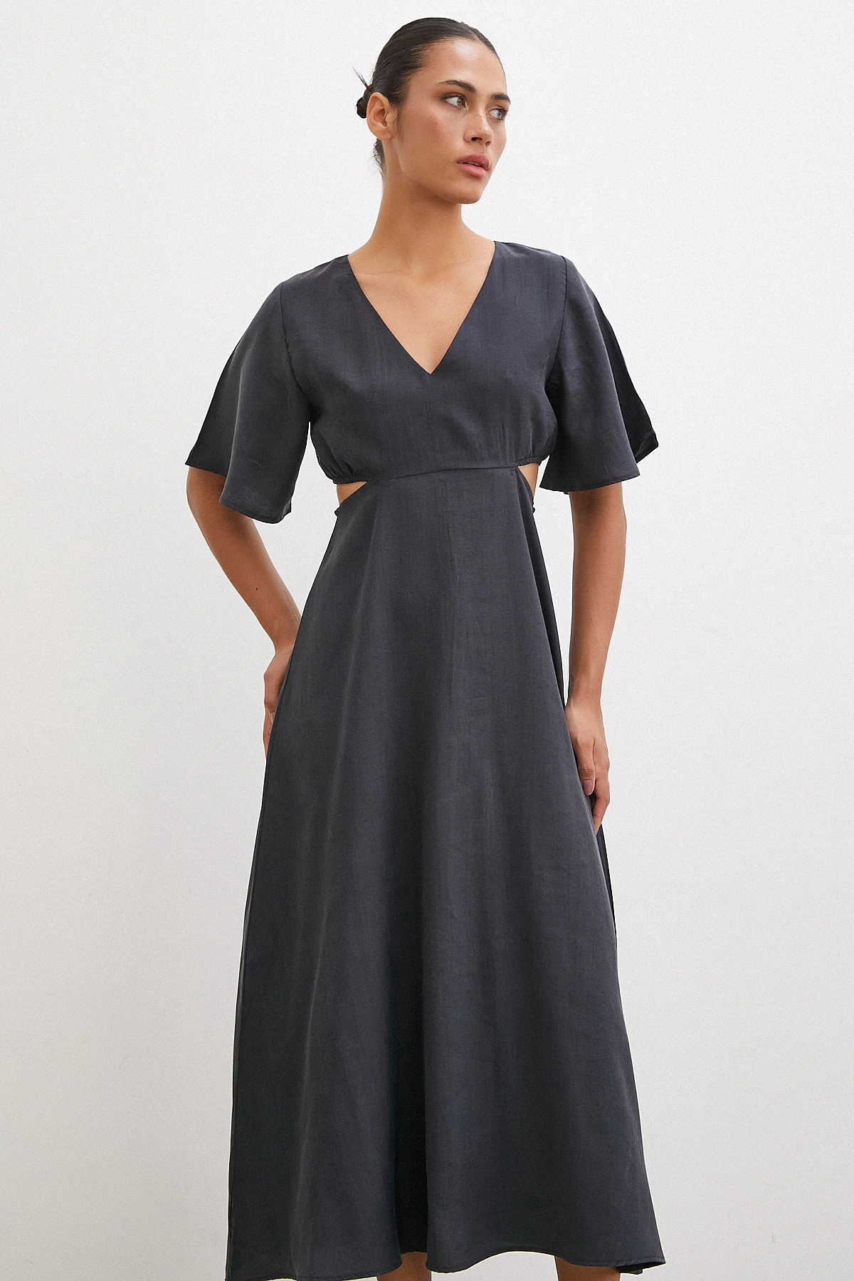 V Yaka Yan Dekolteli  Elbise Antirasit