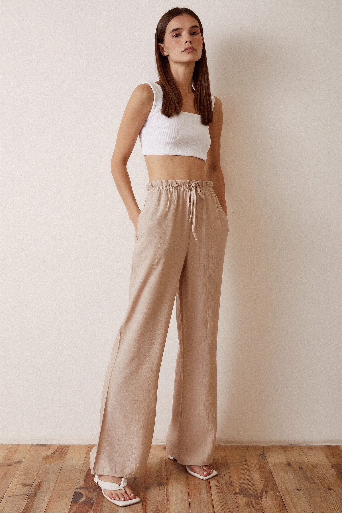 Beli Lastikli Biyeli Yüksek Bel Pantolon Bej