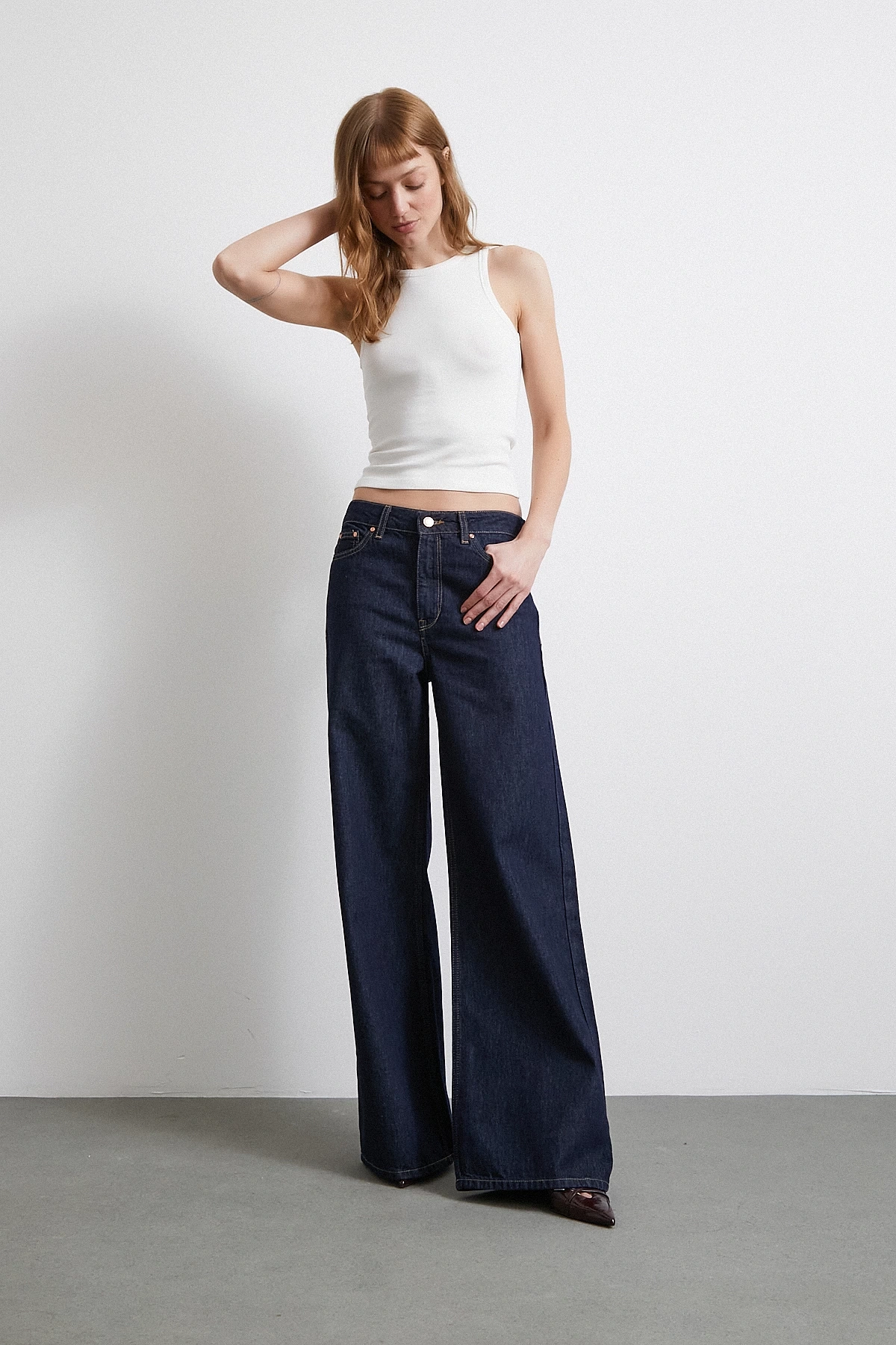 Beş Cepli Yüksek Bel Bol Paça Jean Koyu Lacivert