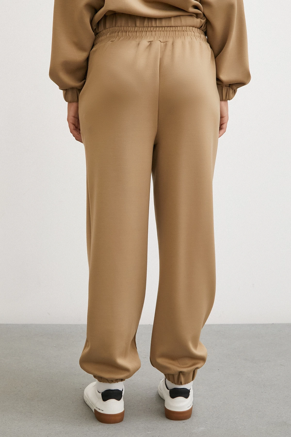 Lastikli Cepli Eşofman Altı Camel