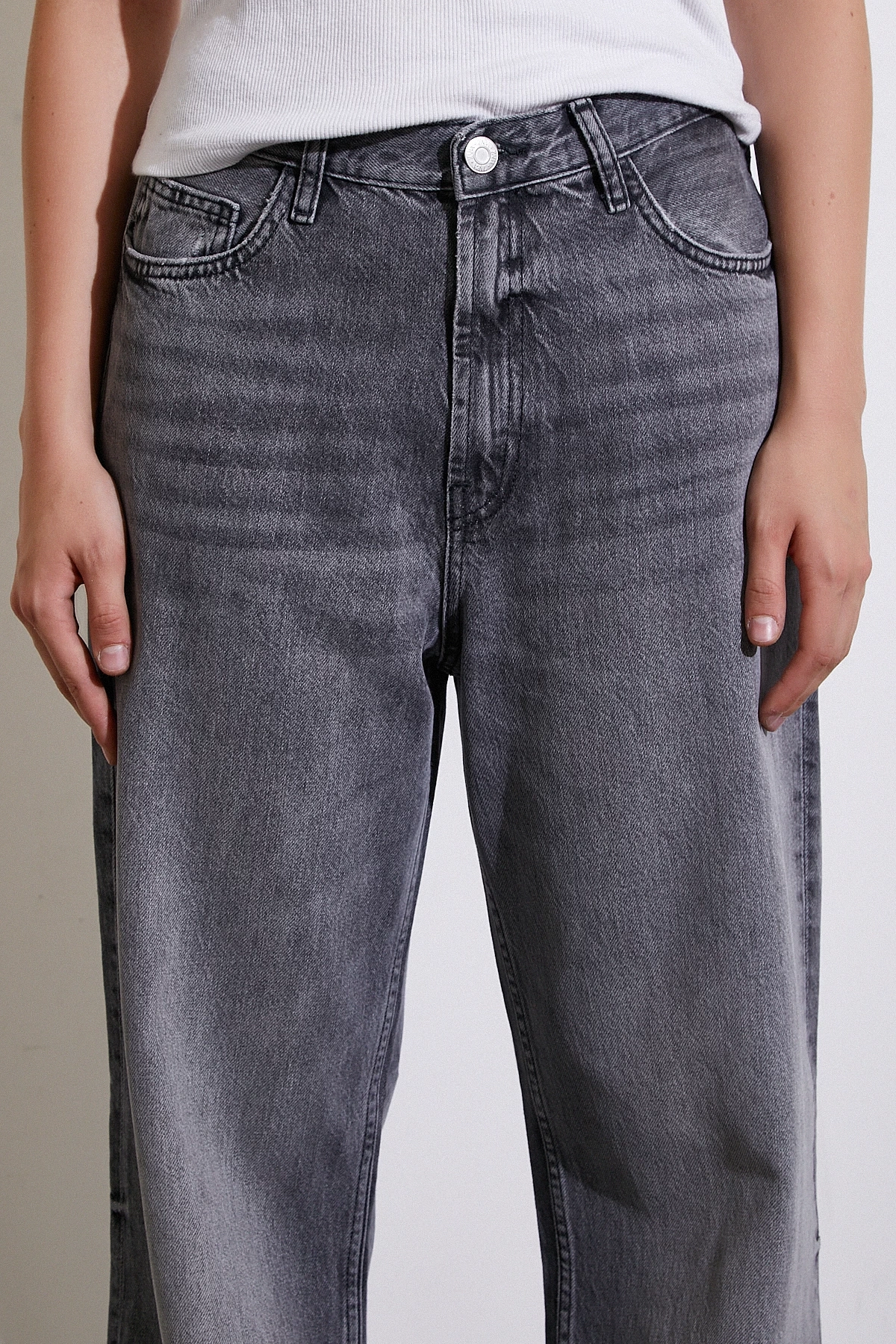 Yüksek Bel Kesik Paça Wide Leg Jean Antirasit