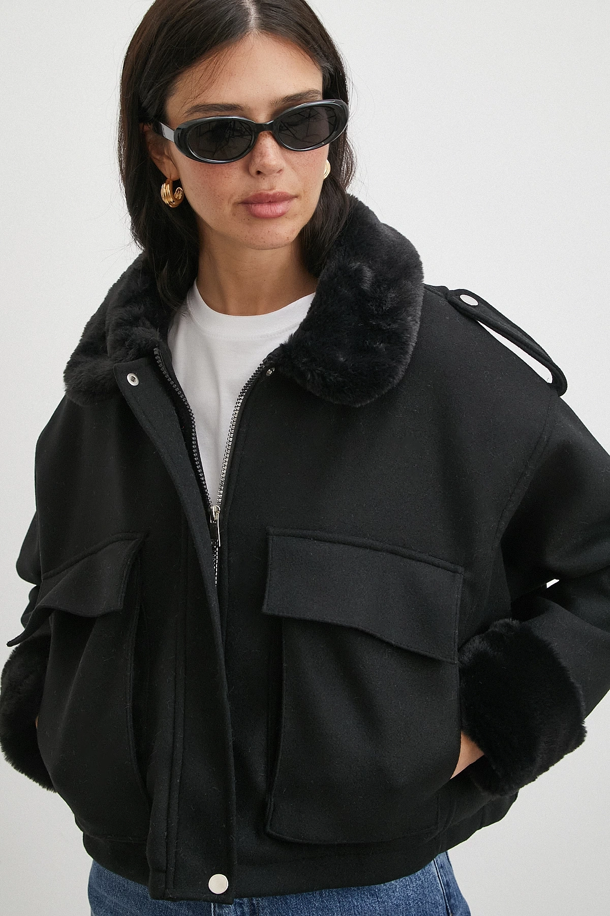 Apoletli Yünlü Körük Cepli Kaşe Mont Siyah