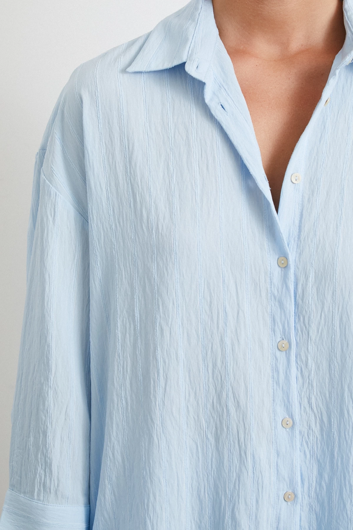 Kabartma Çizgili Oversize Gömlek Mavi