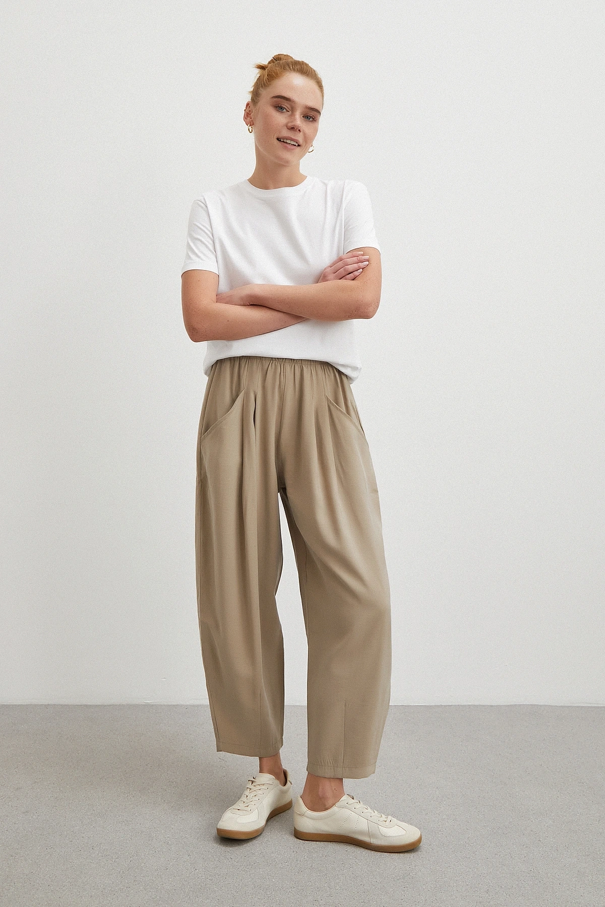 Bağcıklı Beli Lastikli Pileli Pantolon Taş