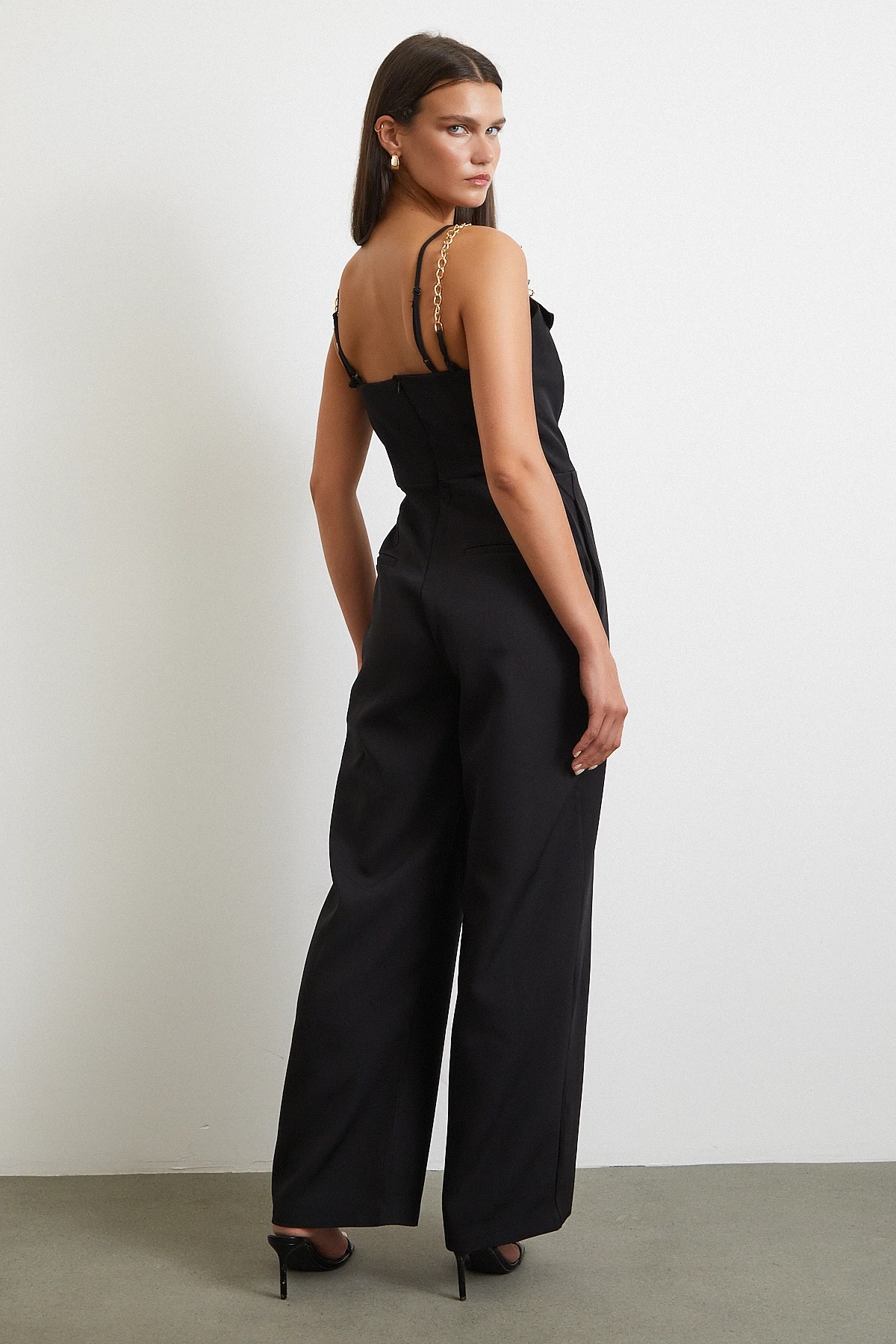 Zincir Detaylı Tulum Siyah