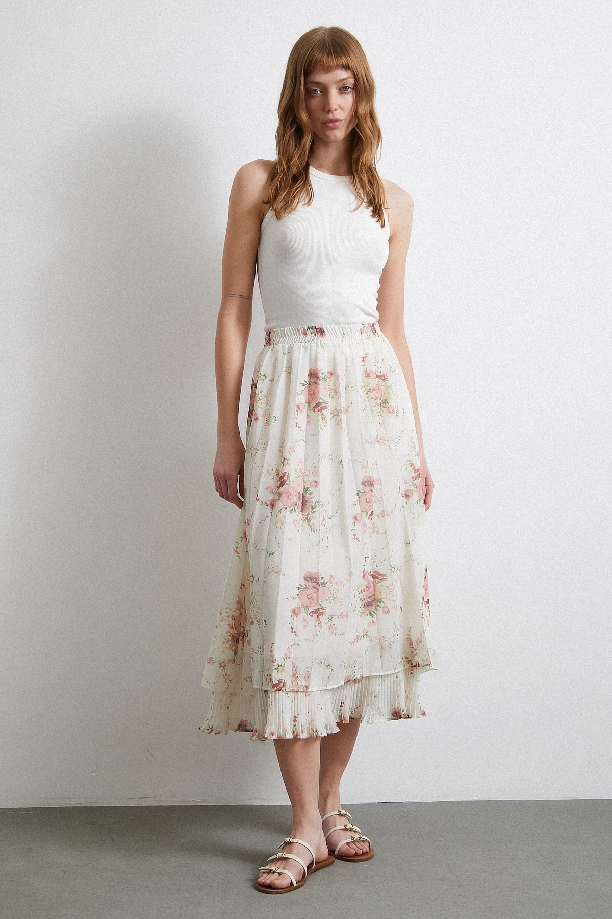 Fırfırlı Piliseli Etek Krem