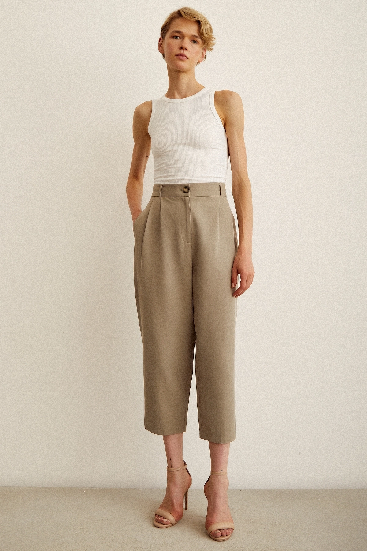 Önü Çift Pileli Pantolon Haki