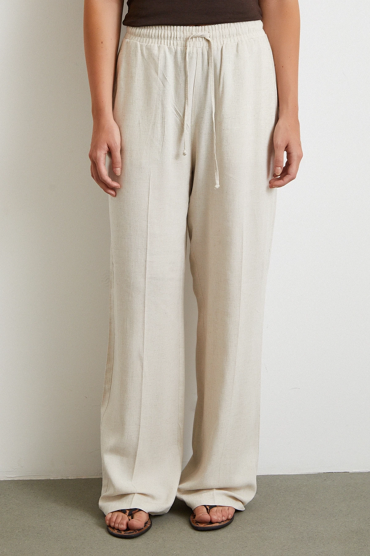 Beli Lastikli Boru Paça Pantolon Bej