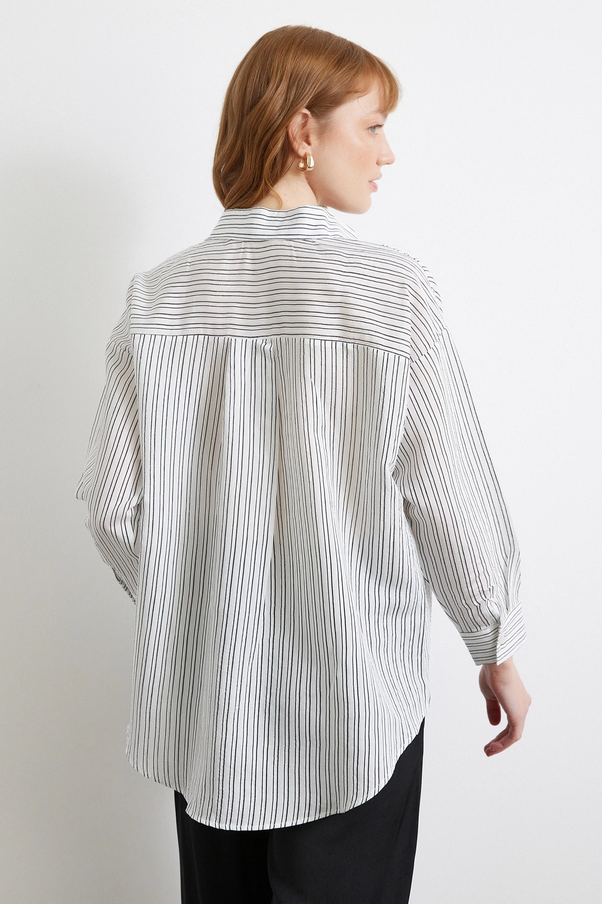 Simetrik Çizgili Gömlek Siyah