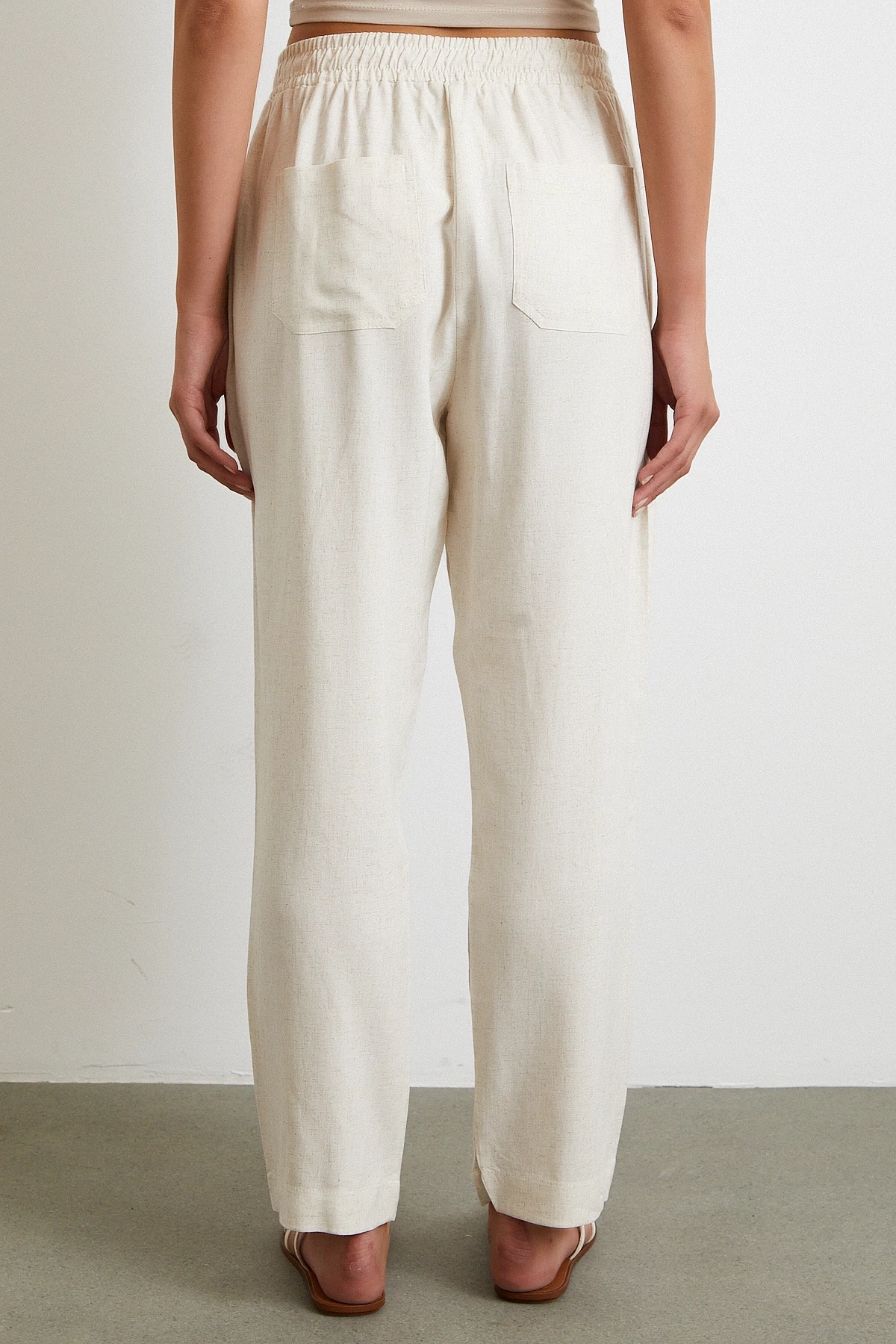 Beli Lastikli Klasik Pantolon Bej