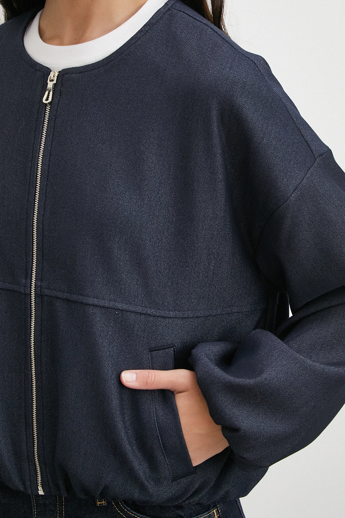 Beli Lastikli Fermuarlı Denim Görünümlü Bomber Ceket Lacivert