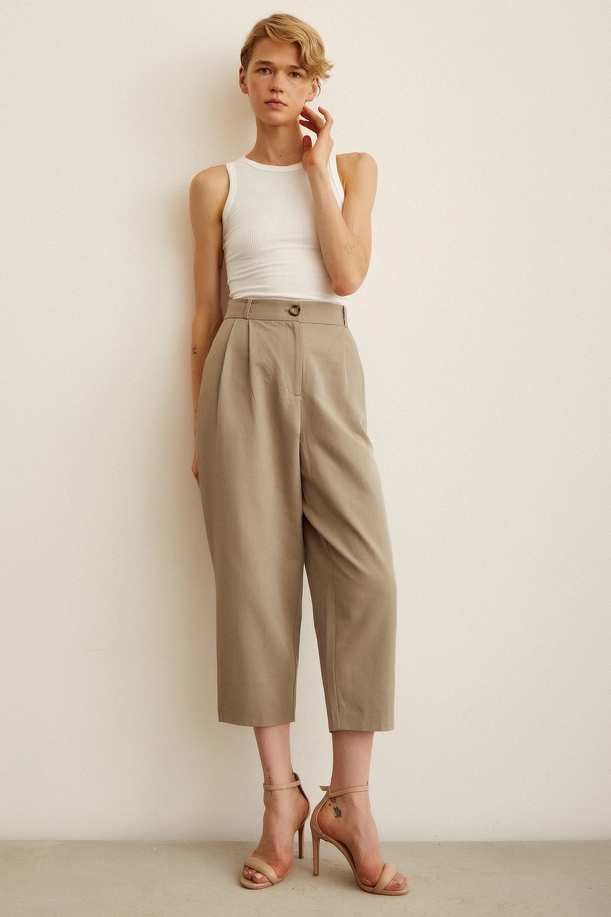 Önü Çift Pileli Pantolon Haki