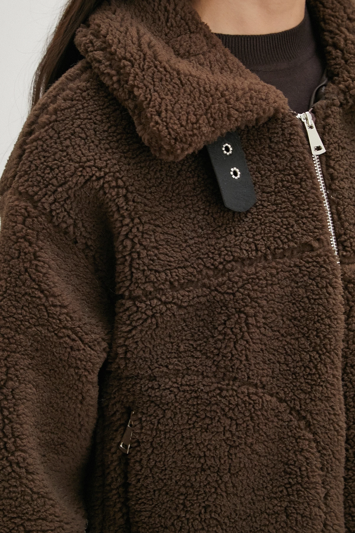 Yaka Detaylı Peluş Mont Kahve