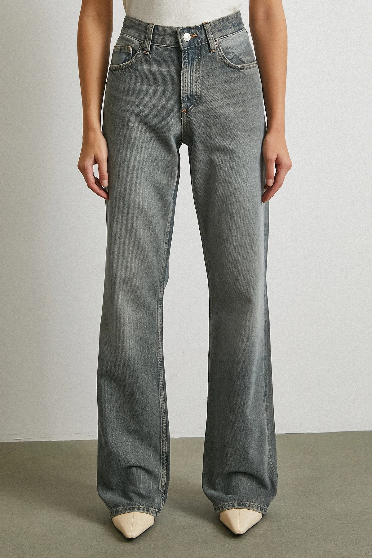 Beş Cepli Yüksek Bel Jean Füme