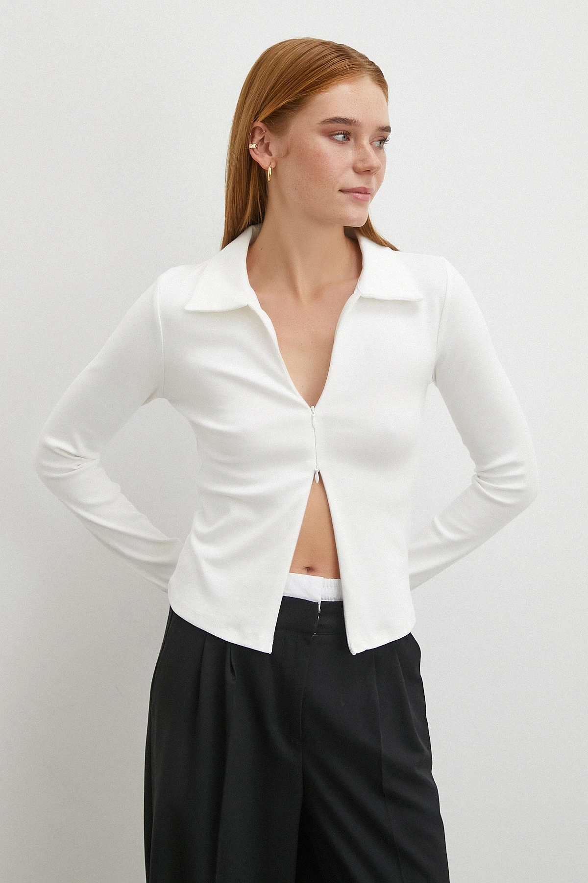 Yakalı Çift Fermuarlı Bluz Beyaz