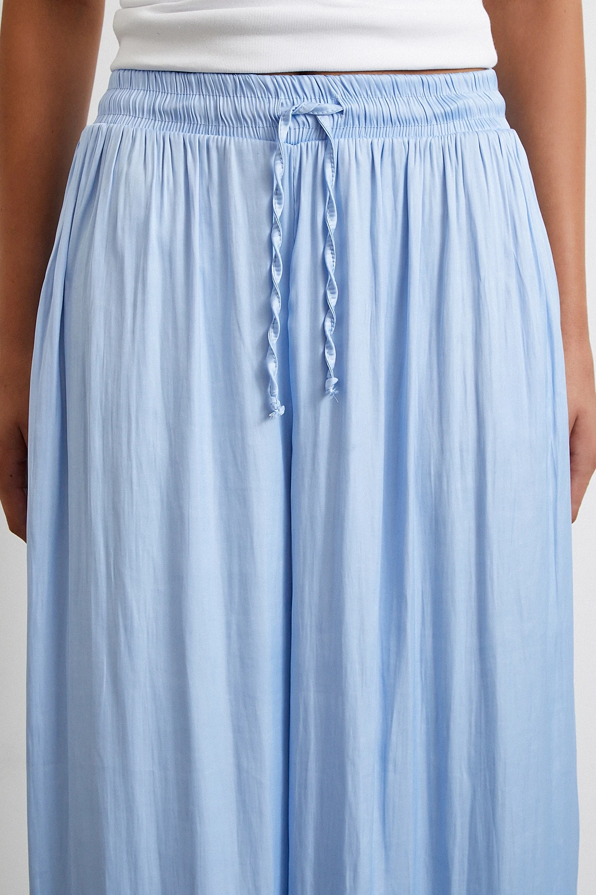 Beli Lastikli Geniş Paça Büzgülü Pantolon Mavi