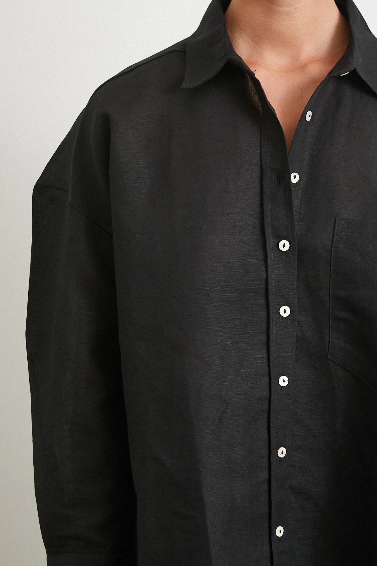 Cepli Oversize Keten Gömlek Siyah