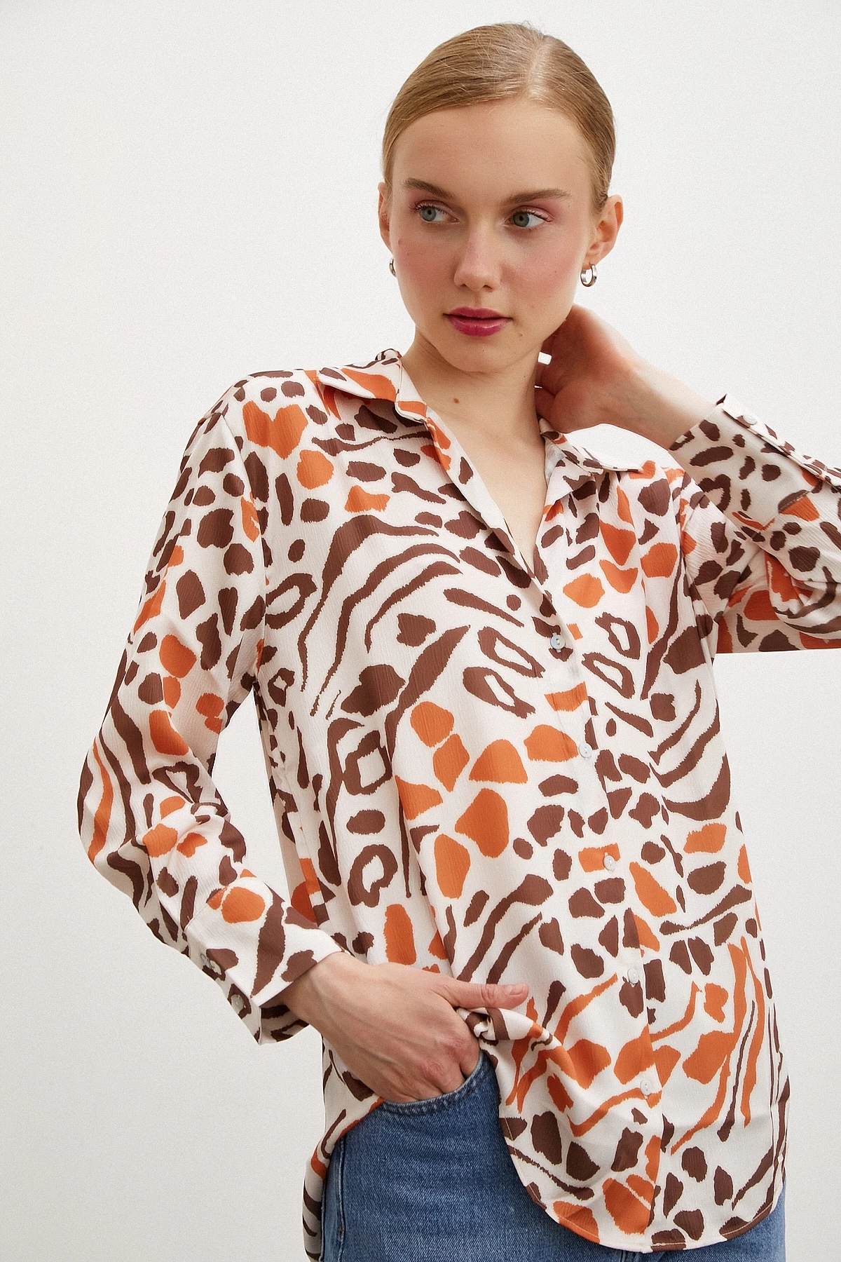 V Yaka Leopar Desen Gömlek Taş