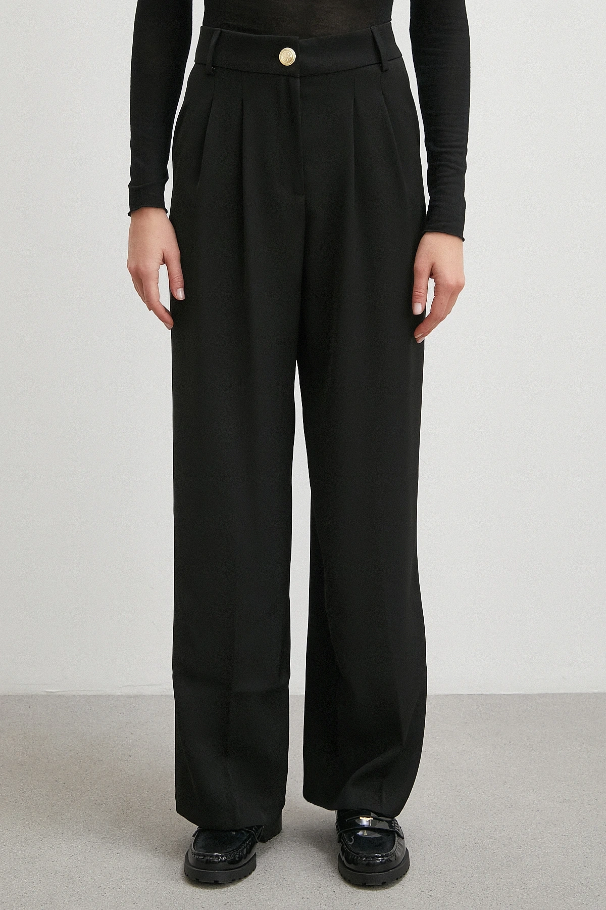 Beli Lastikli Pileli Geniş Paça Pantolon Siyah