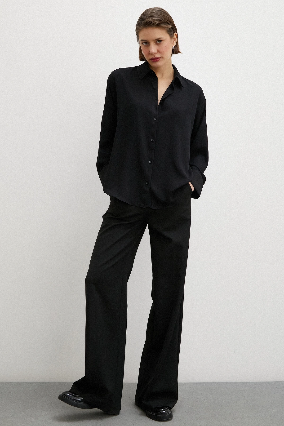 Viskon Saten Gömlek Siyah