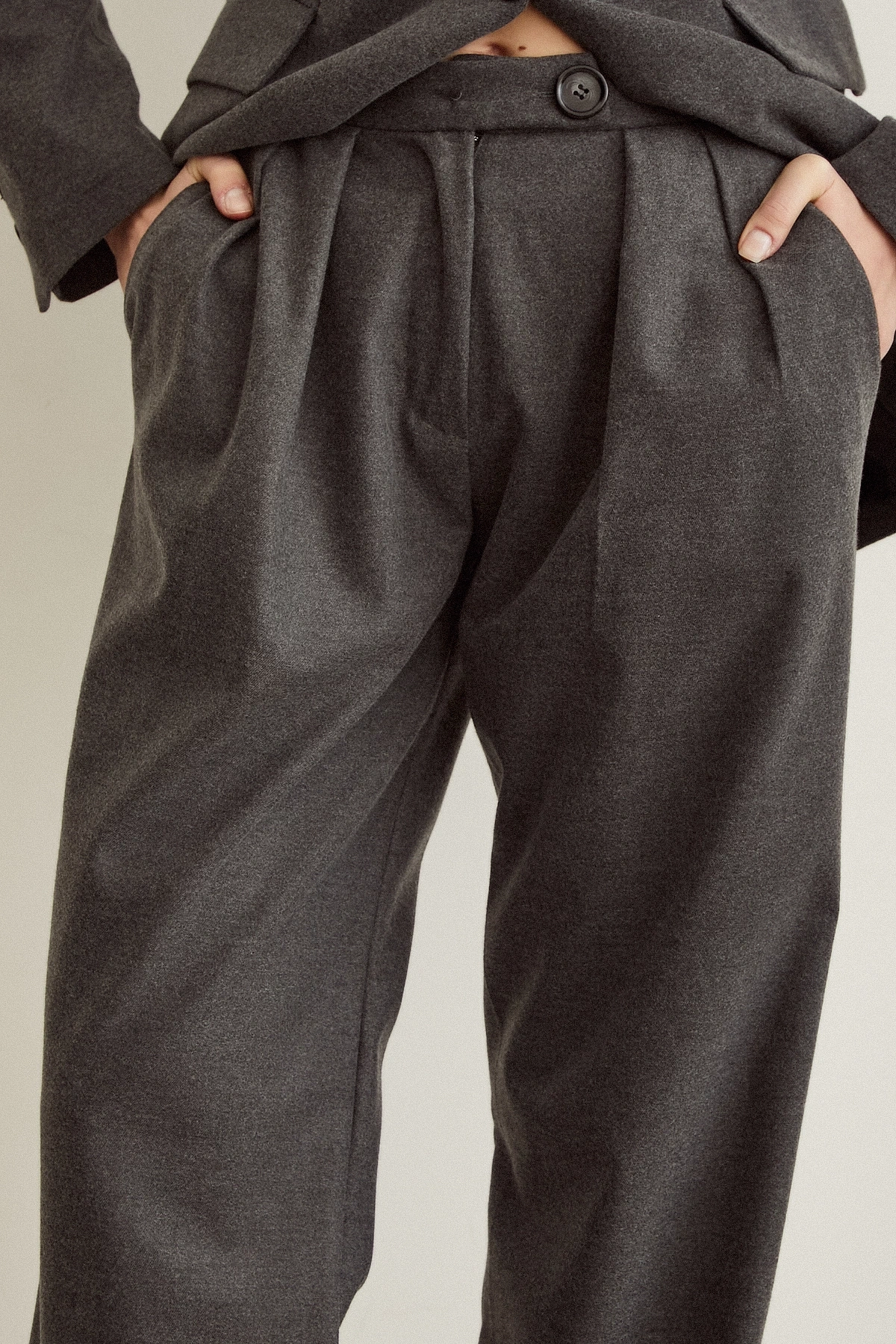 Pileli Kumaş Panolon Gri