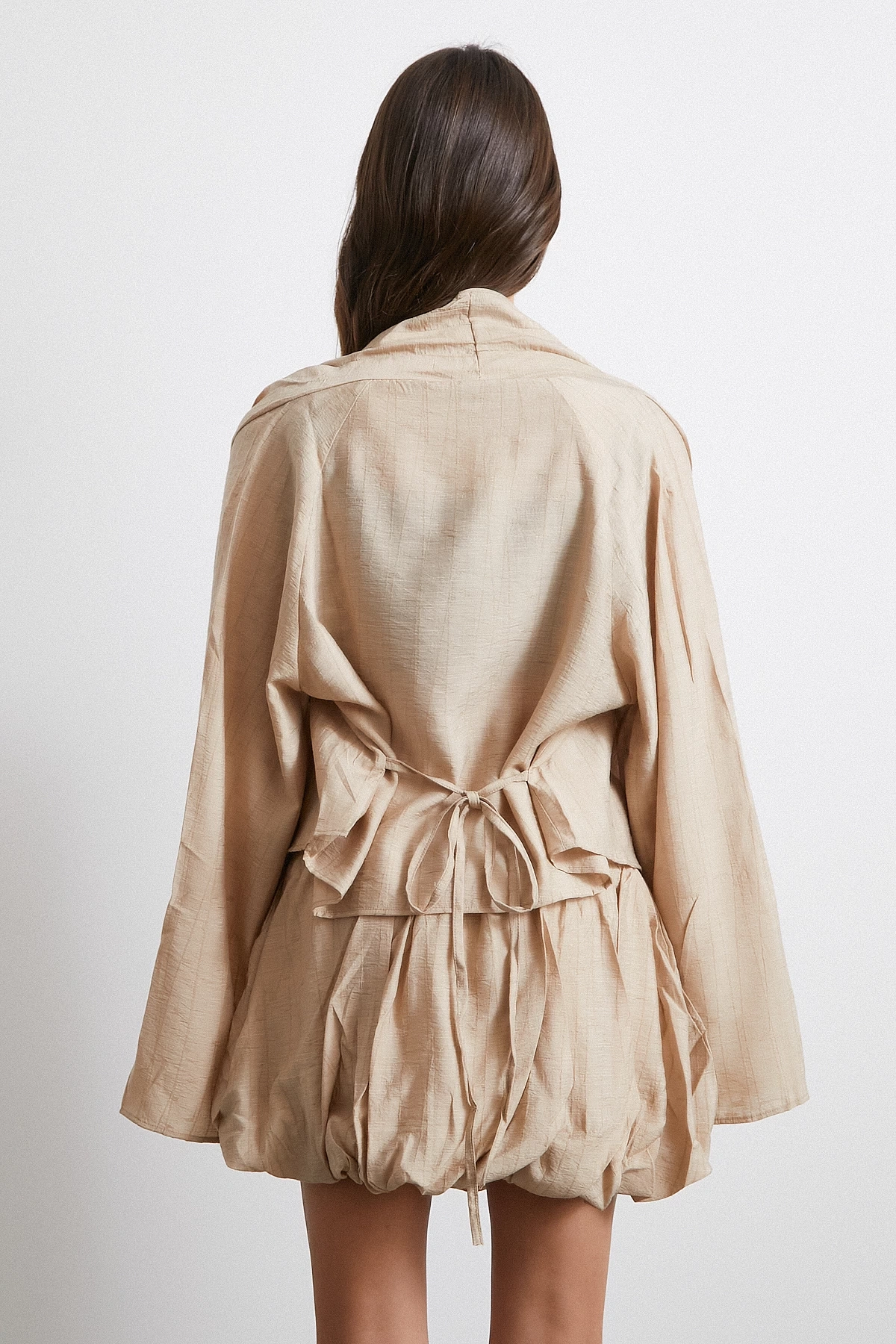Geniş Kol Önden Bağlamalı Bluz Bej