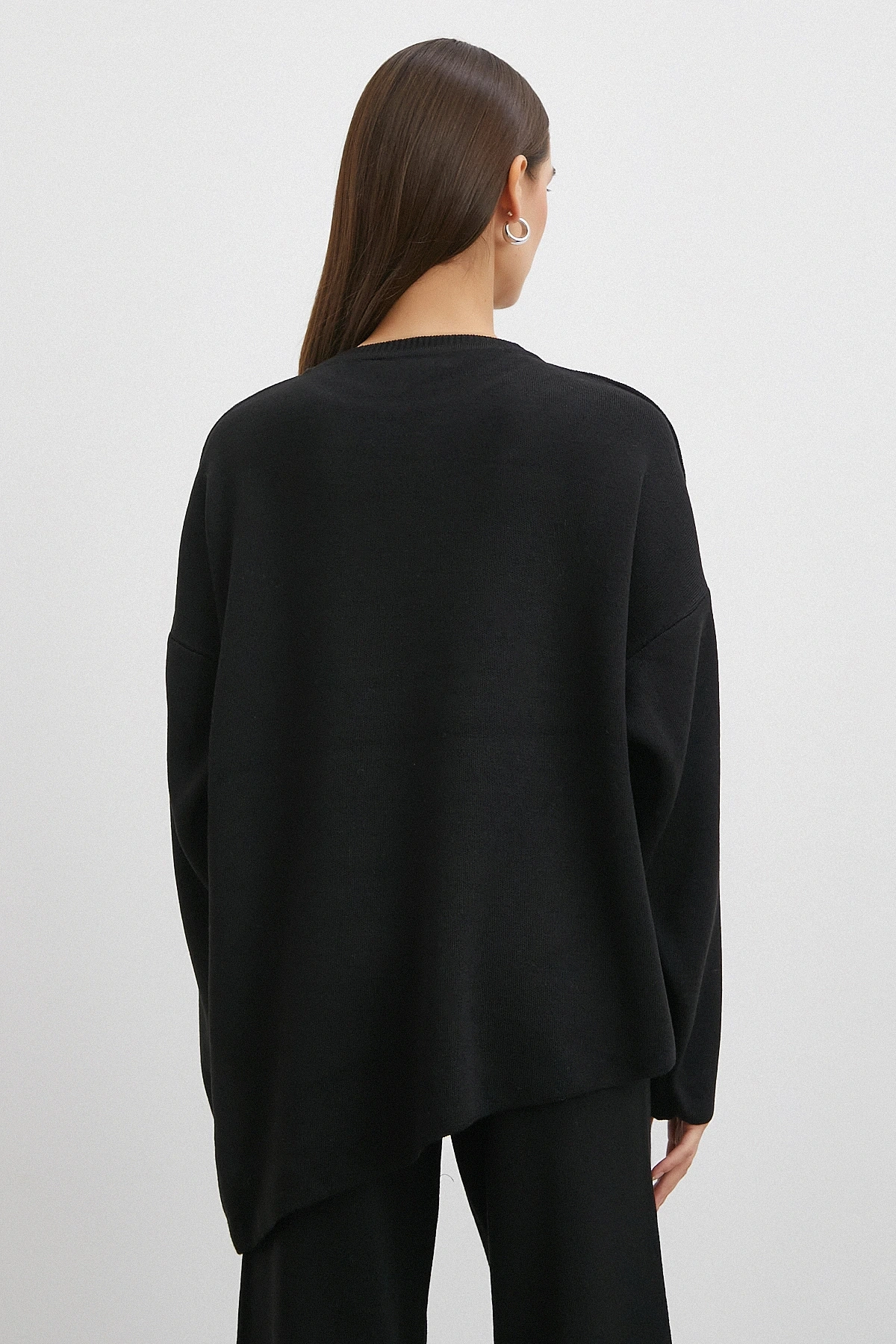 Eteği Çapraz Pantolonlu Bisiklet Yaka Takım Siyah