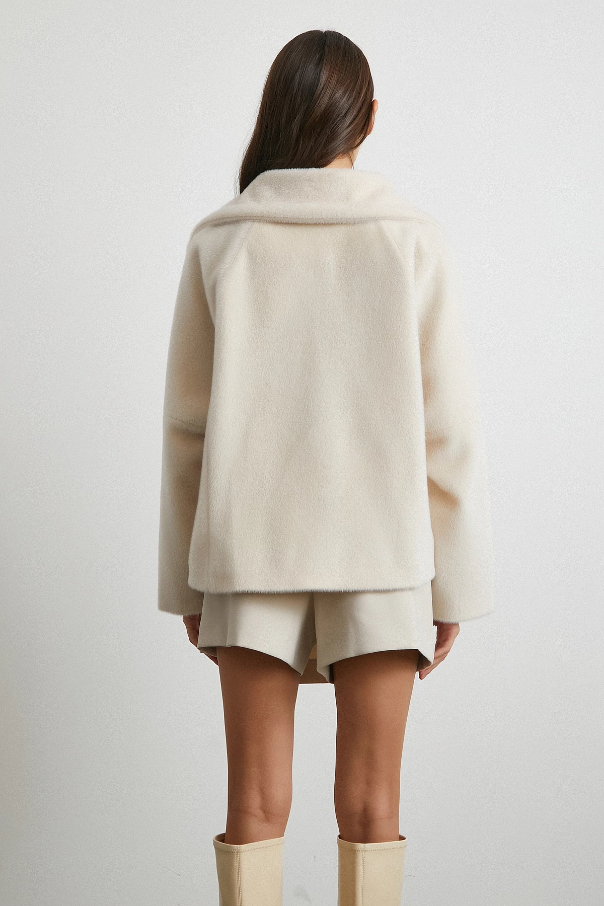 Reglan Tay Flok Mont Bej