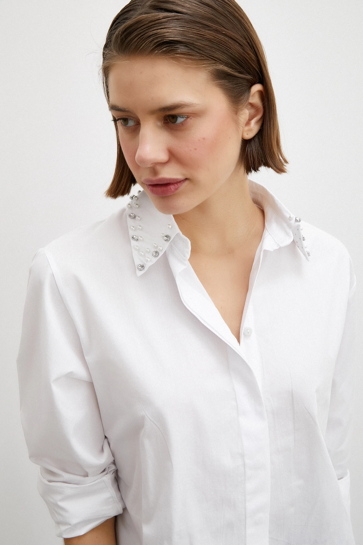 Yaka İncili Poplin Gömlek Beyaz