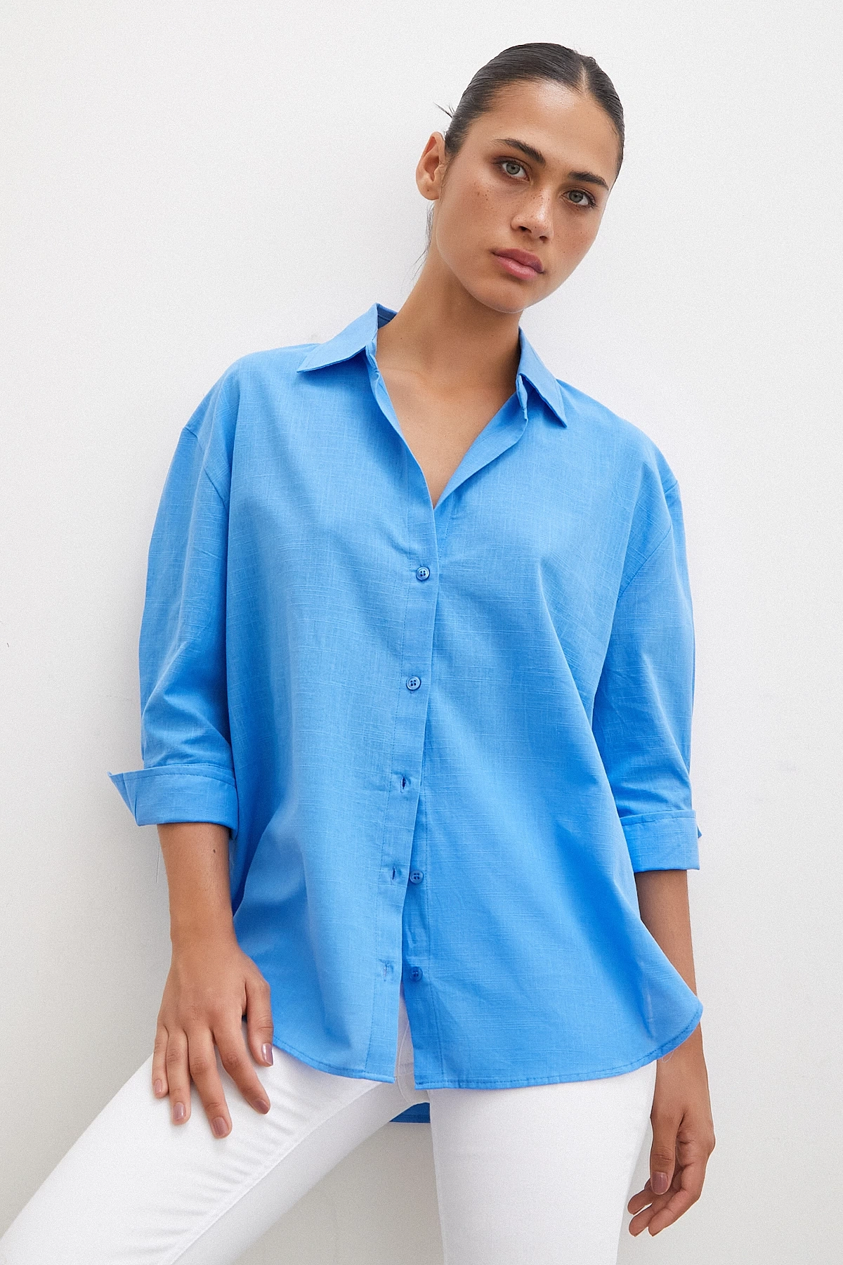 Geniş Manşetli Keten Gömlek Mavi