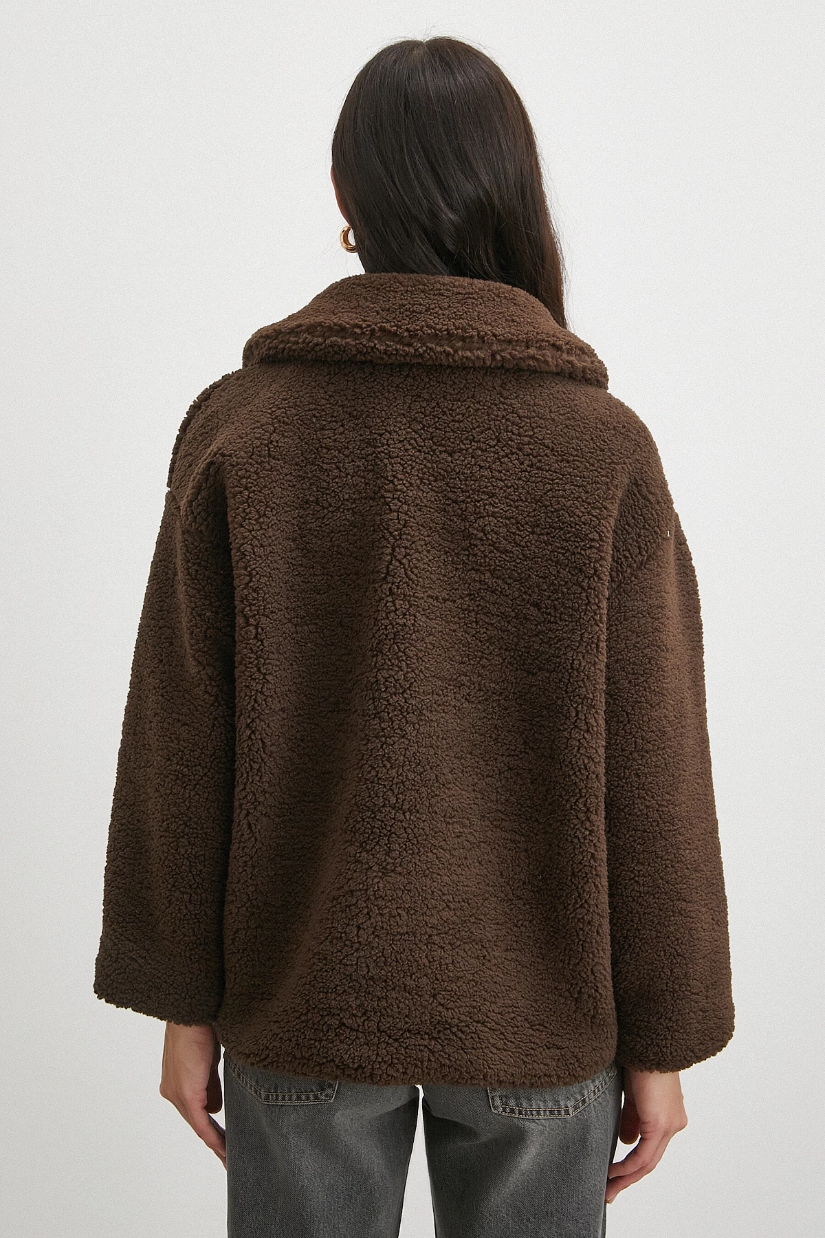 Yaka Detaylı Peluş Mont Kahve