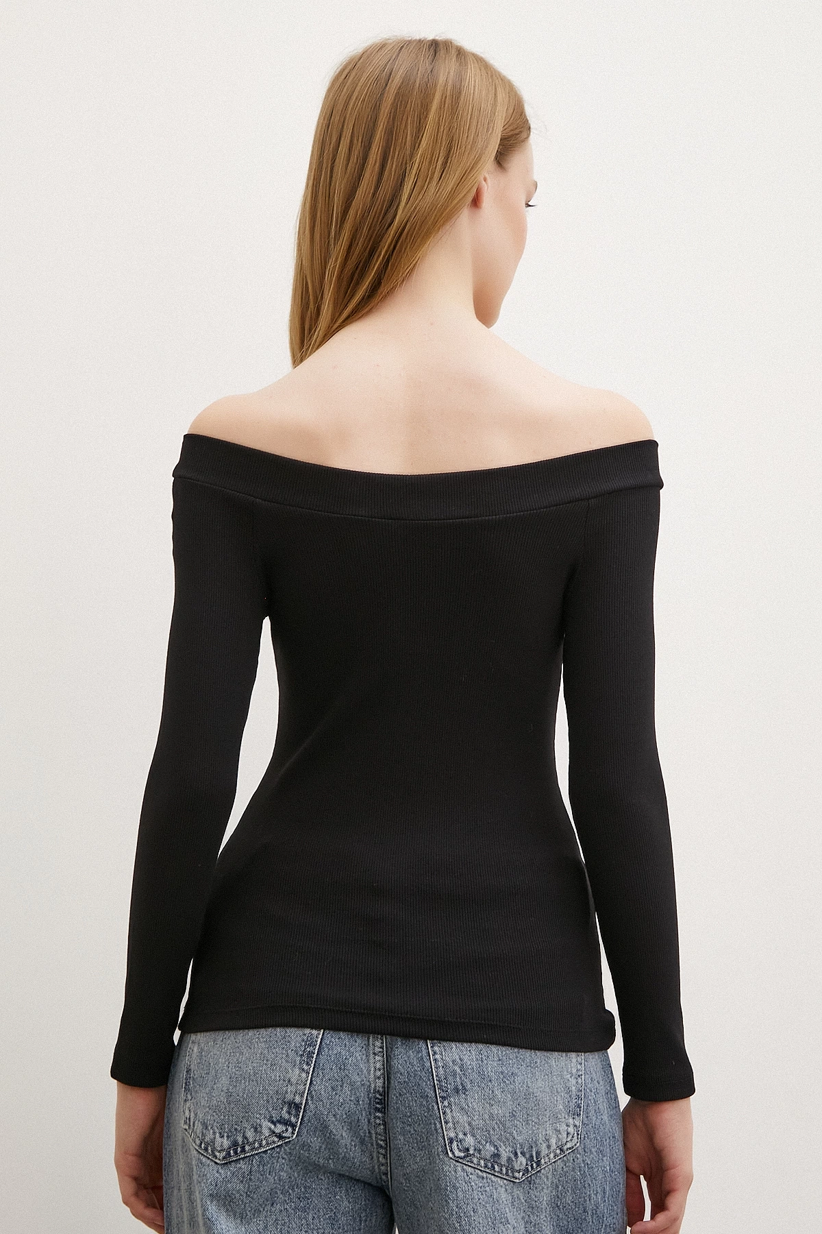 Kayık Yaka Bluz Siyah