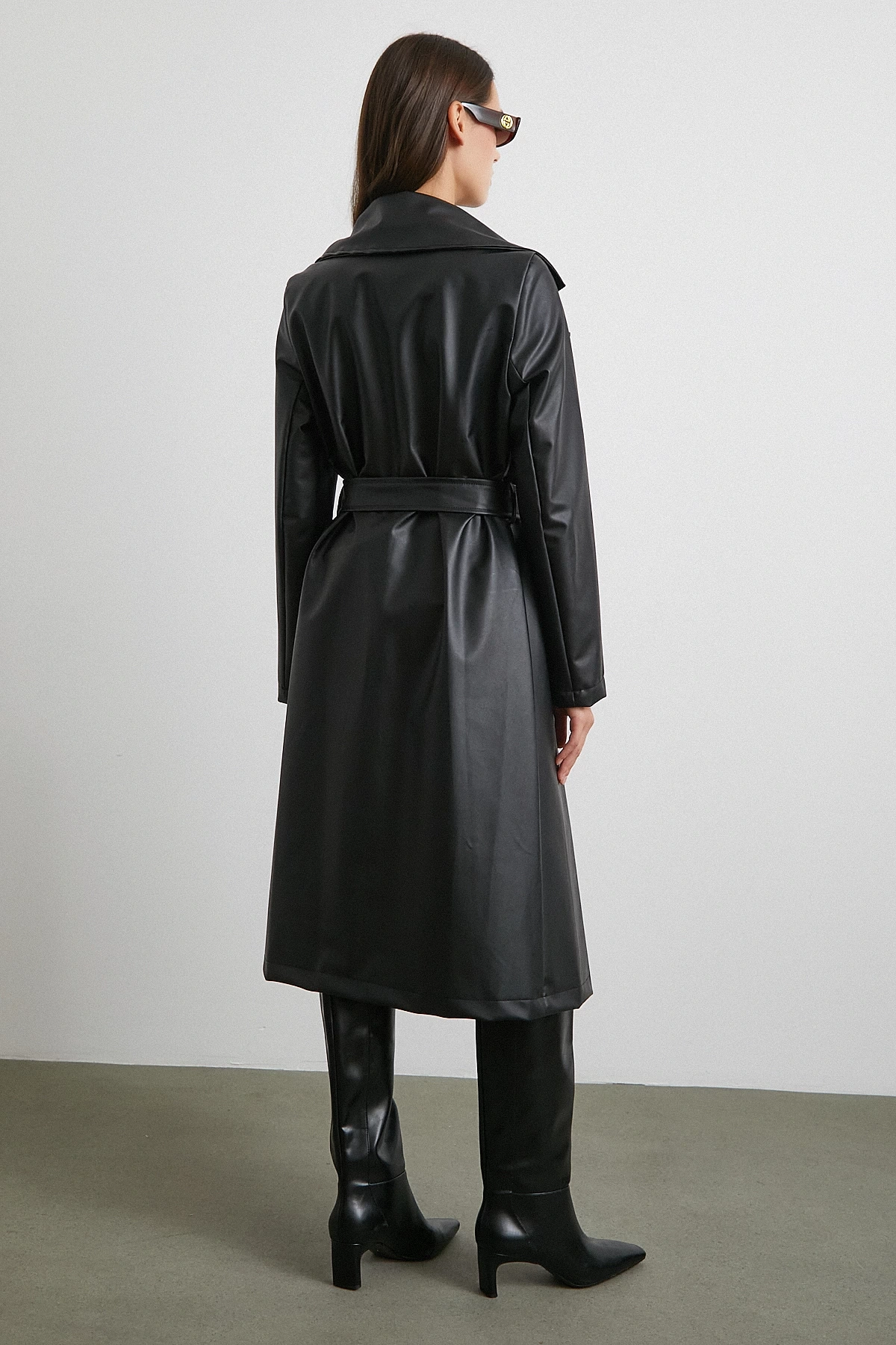 Kuşaklı Deri Pardesü Siyah