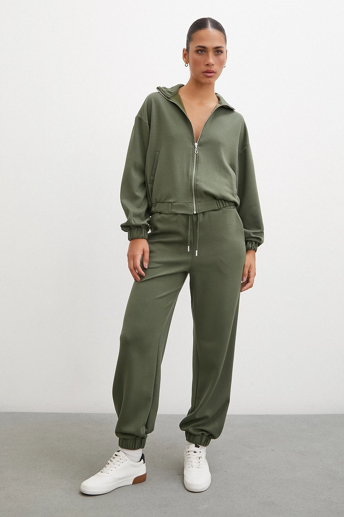 Lastikli Cepli Eşofman Altı Haki