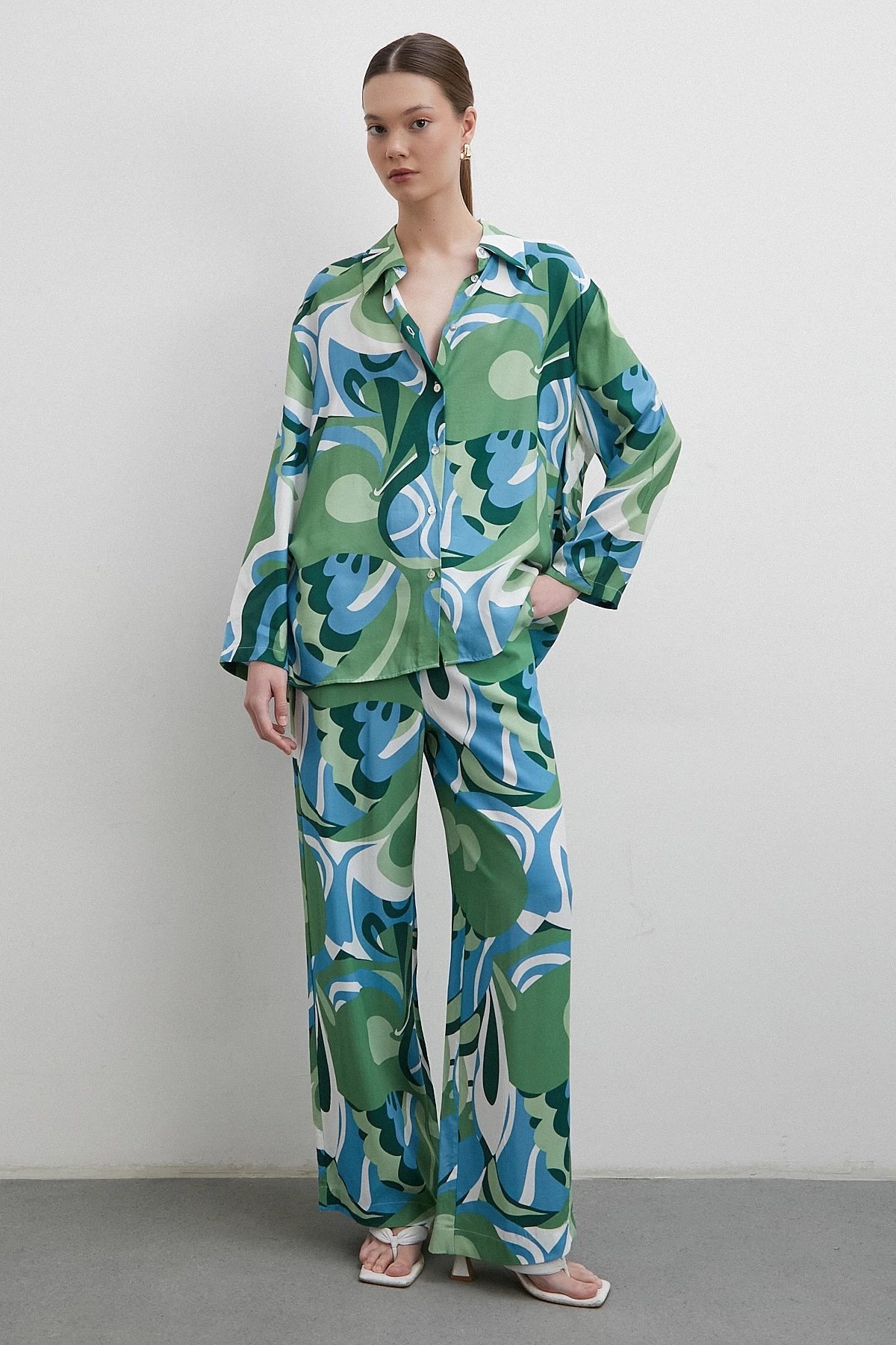 Beli Lastikli Desenli Pantolon Yeşil