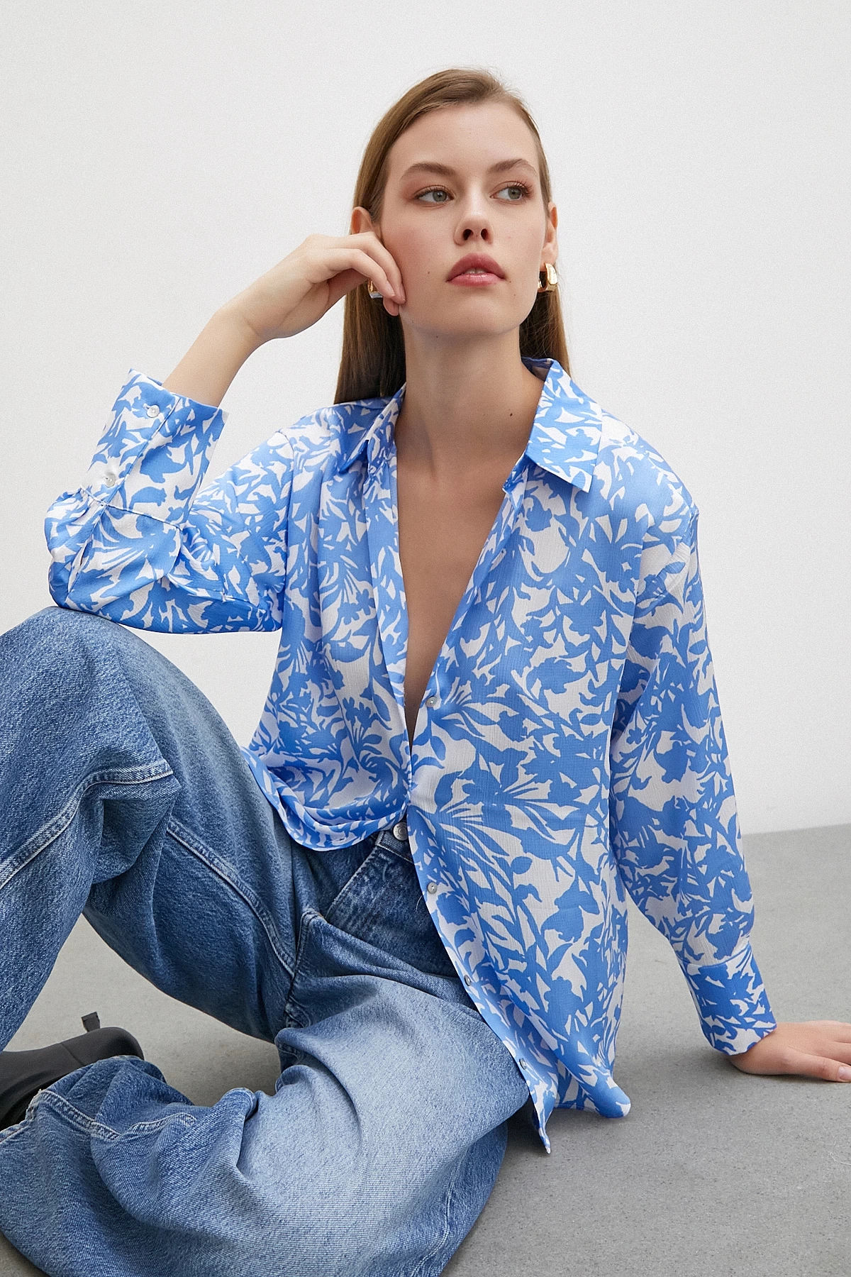 Desenli Gofret Saten Gömlek Açık Mavi