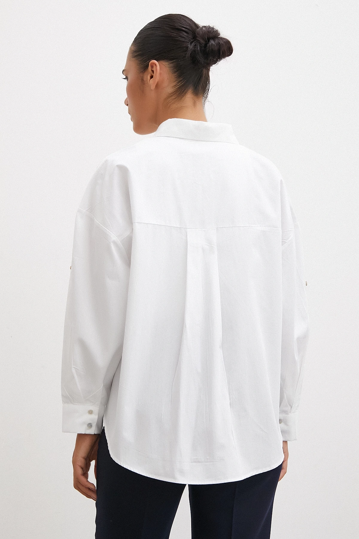 Kol Apoletli Gömlek Beyaz