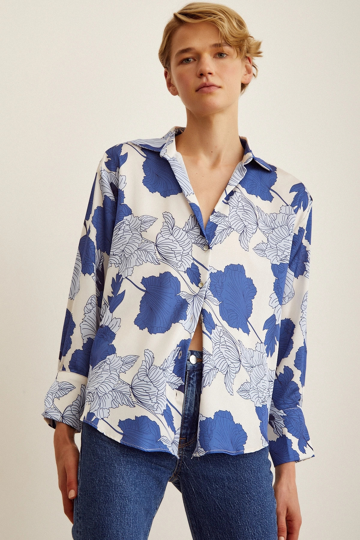 V Yaka Saten Gömlek Mavi