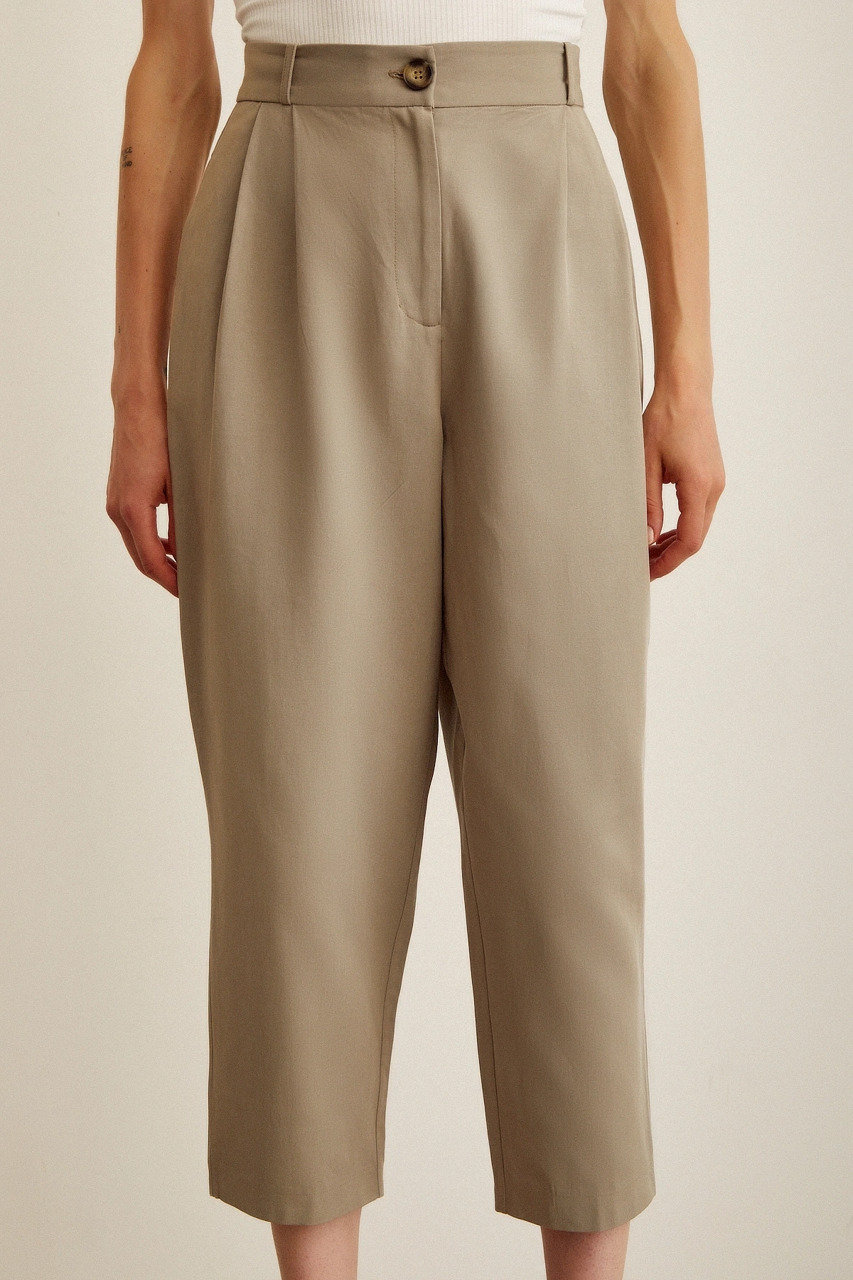 Önü Çift Pileli Pantolon Haki