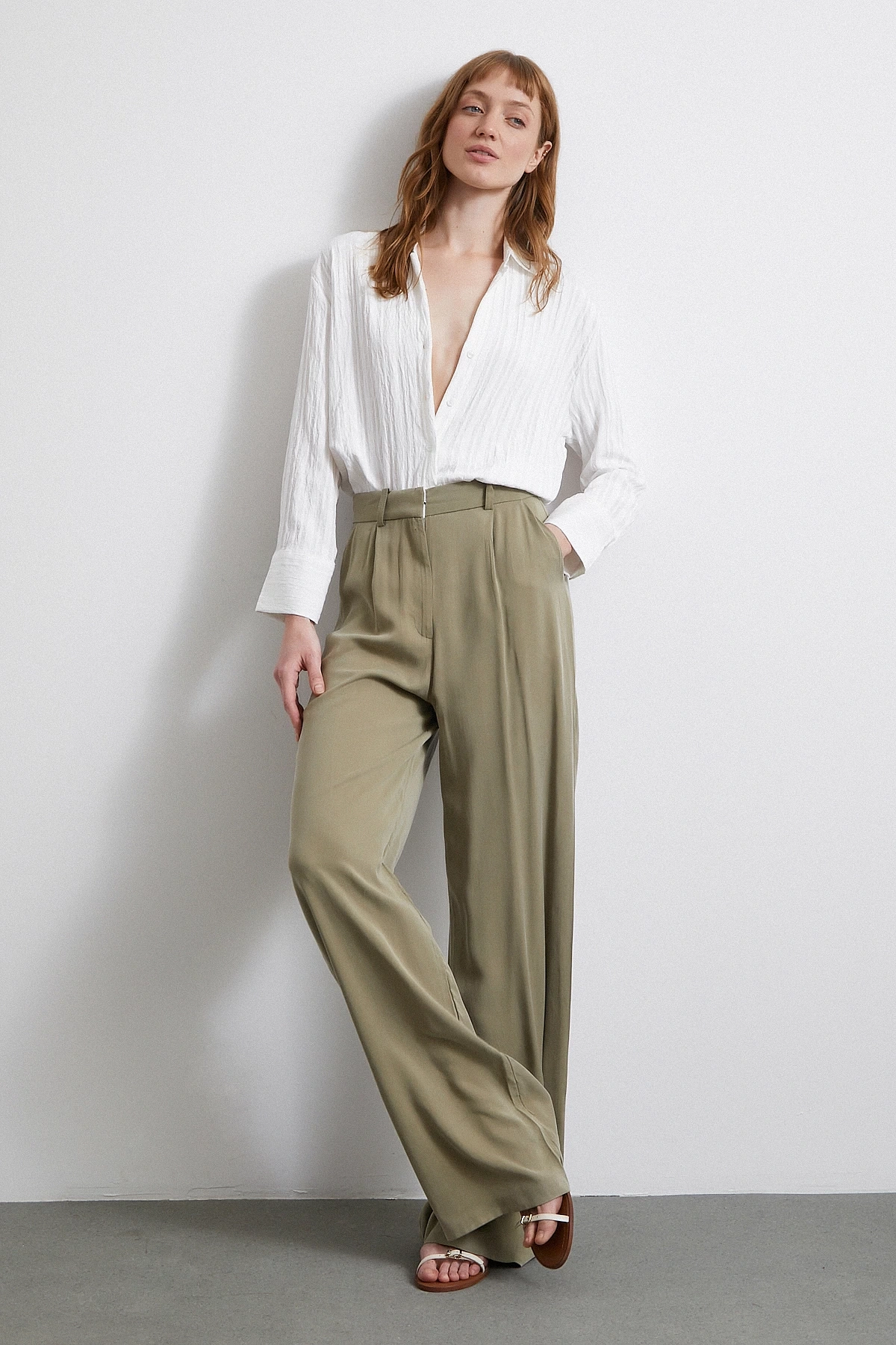 Şerit Dokulu Gömlek Beyaz