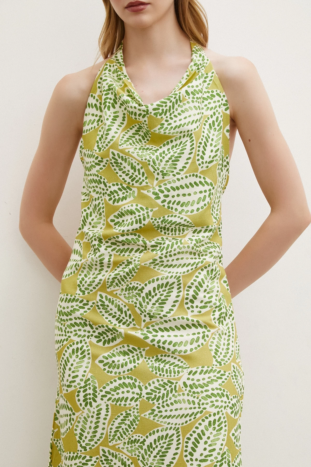 Degaje Yaka Maxi Elbise Yeşil