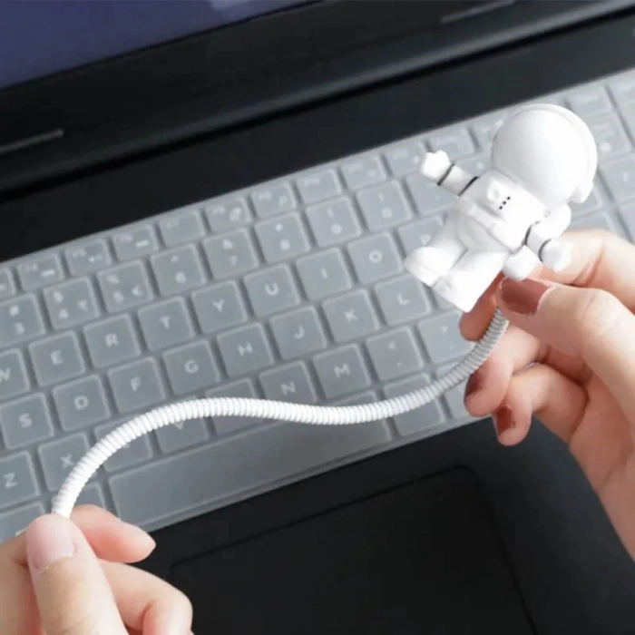 BUFFER® USB Astronot Gece Lambası, Masa Lambası, Kitap Okuma Lambası Işığı