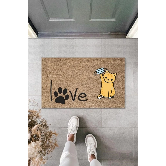 Dijital Baskı Kahverengi Patili Love Yazılı Maskeli Kedi Dekoratif Kapı Paspası K-2010
