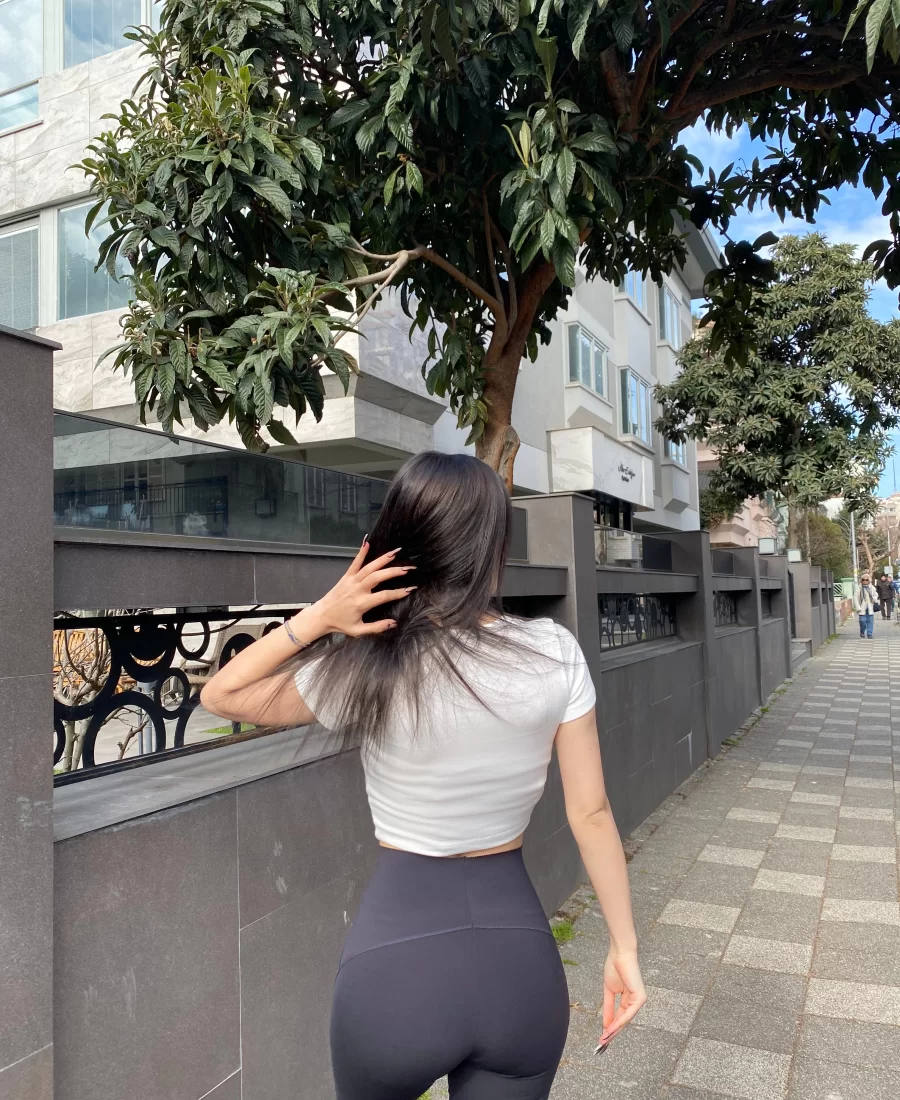Basic Crop Top