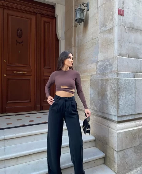 Bel Detay Crop
